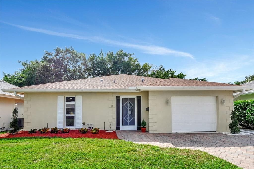 11 Rivard RD # 19, NAPLES FL 34112-5