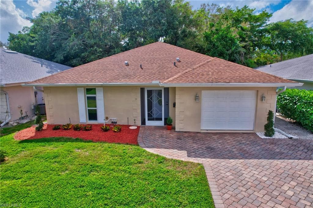 11 Rivard RD # 19, NAPLES FL 34112-32
