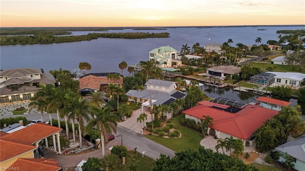 490 Randy LN, FORT MYERS BEACH FL 33931-5