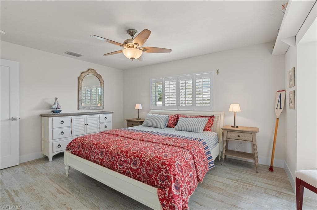 490 Randy LN, FORT MYERS BEACH FL 33931-21