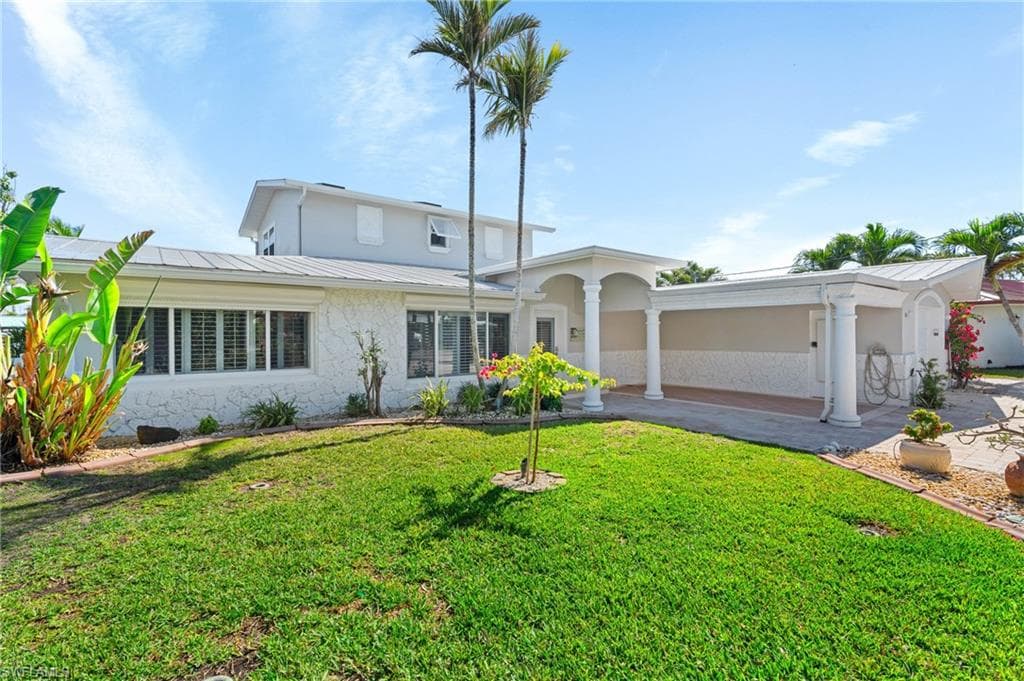 490 Randy LN, FORT MYERS BEACH FL 33931-9