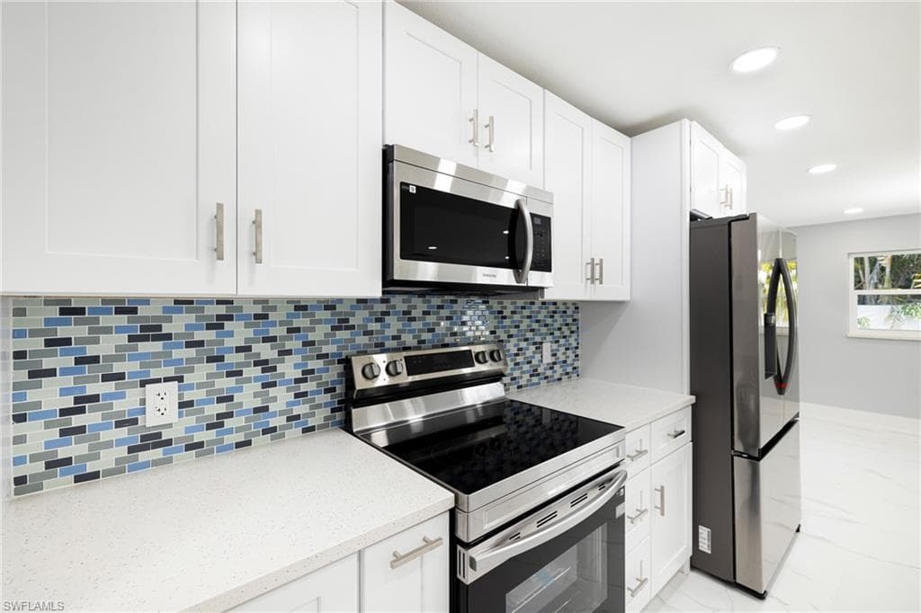 959 N Town And River DR, FORT MYERS FL 33919-11