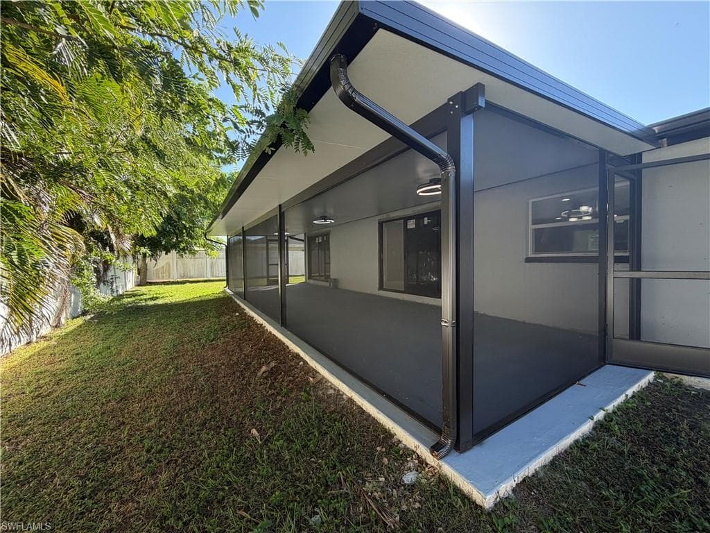 959 N Town And River DR, FORT MYERS FL 33919-28