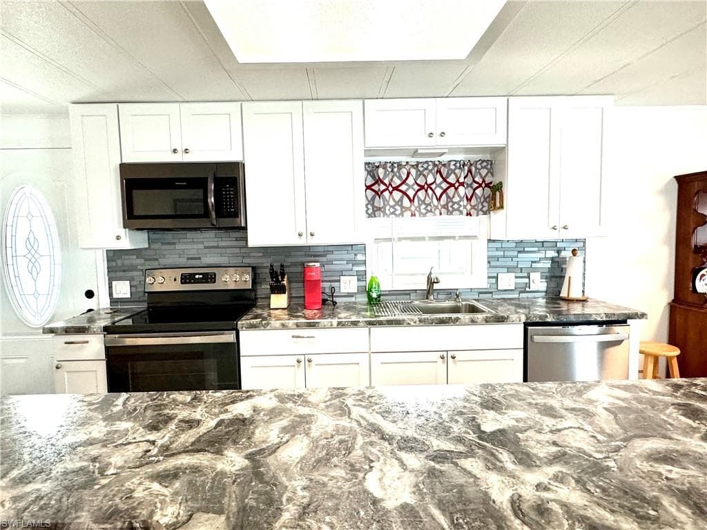 4693 Leilani LN, BONITA SPRINGS FL 34134-12