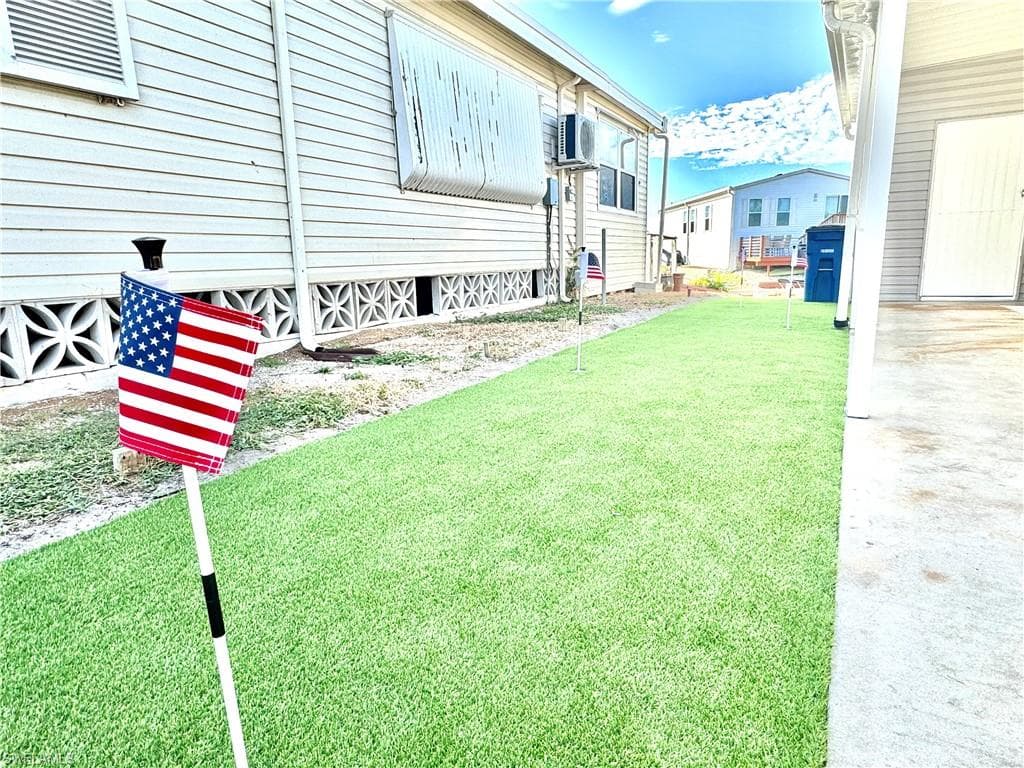 4693 Leilani LN, BONITA SPRINGS FL 34134-15