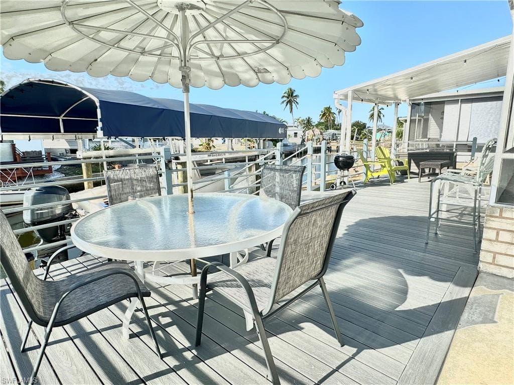 4693 Leilani LN, BONITA SPRINGS FL 34134-17