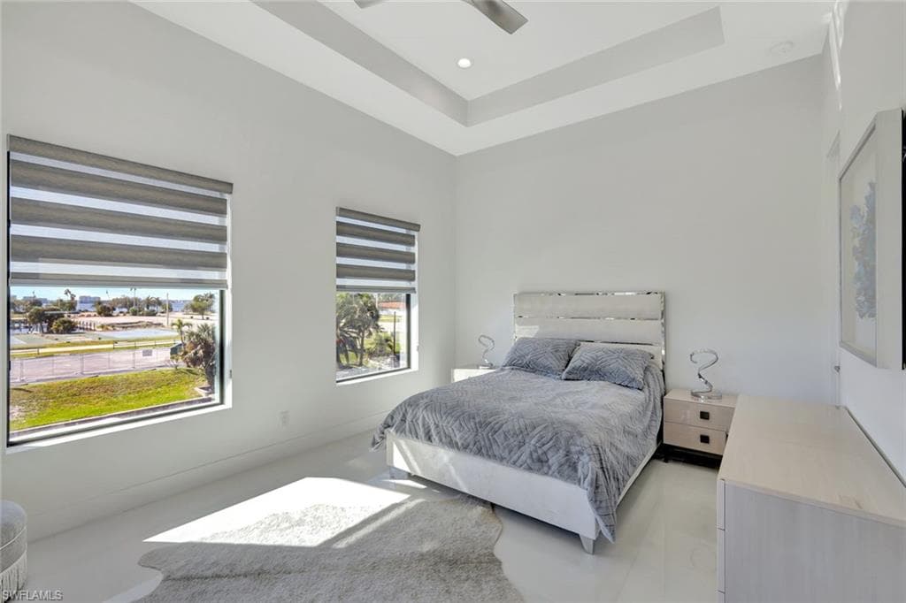 1110 Lenox CT, CAPE CORAL FL 33904-26