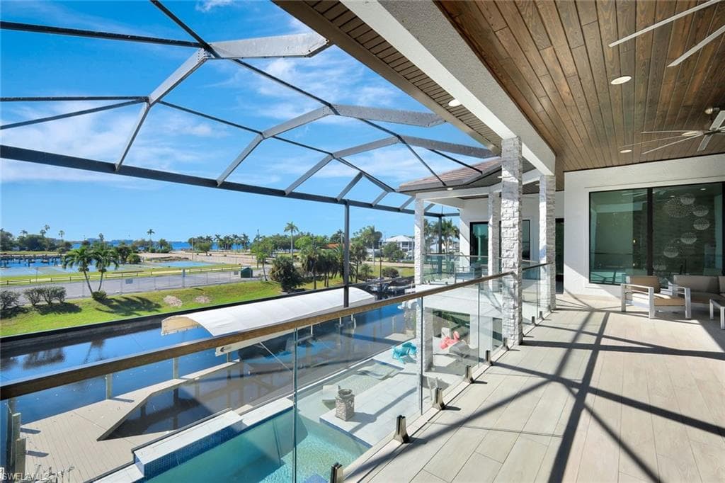 1110 Lenox CT, CAPE CORAL FL 33904-37