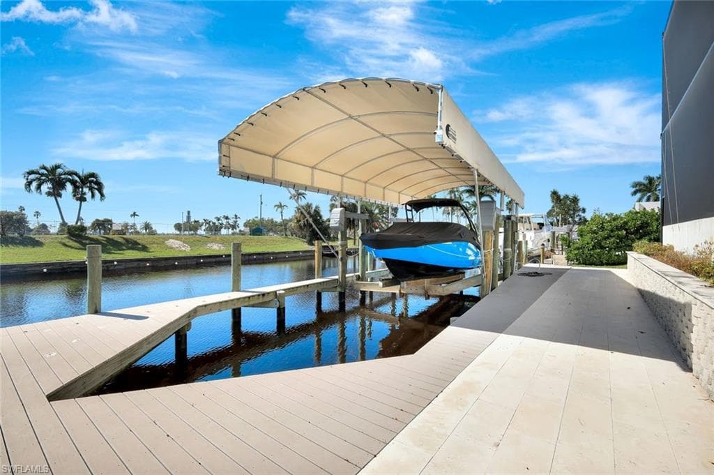 1110 Lenox CT, CAPE CORAL FL 33904-48