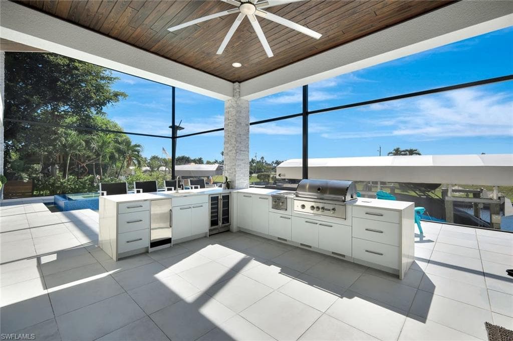 1110 Lenox CT, CAPE CORAL FL 33904-34