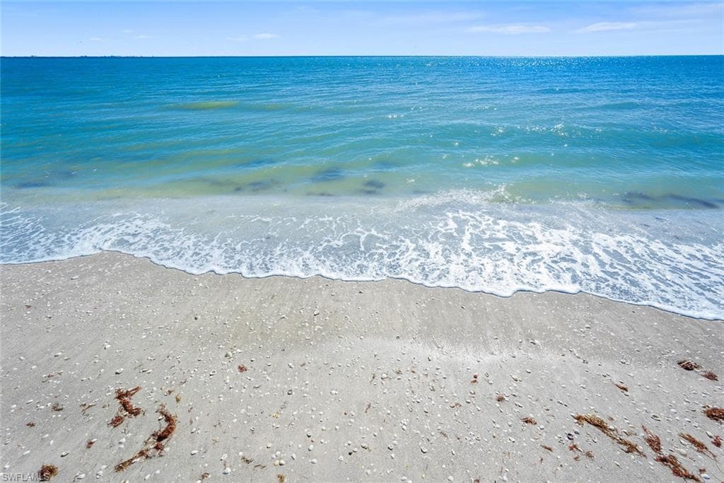 845 E Gulf DR # 111, SANIBEL FL 33957-48