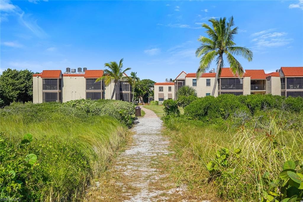 845 E Gulf DR # 111, SANIBEL FL 33957-36