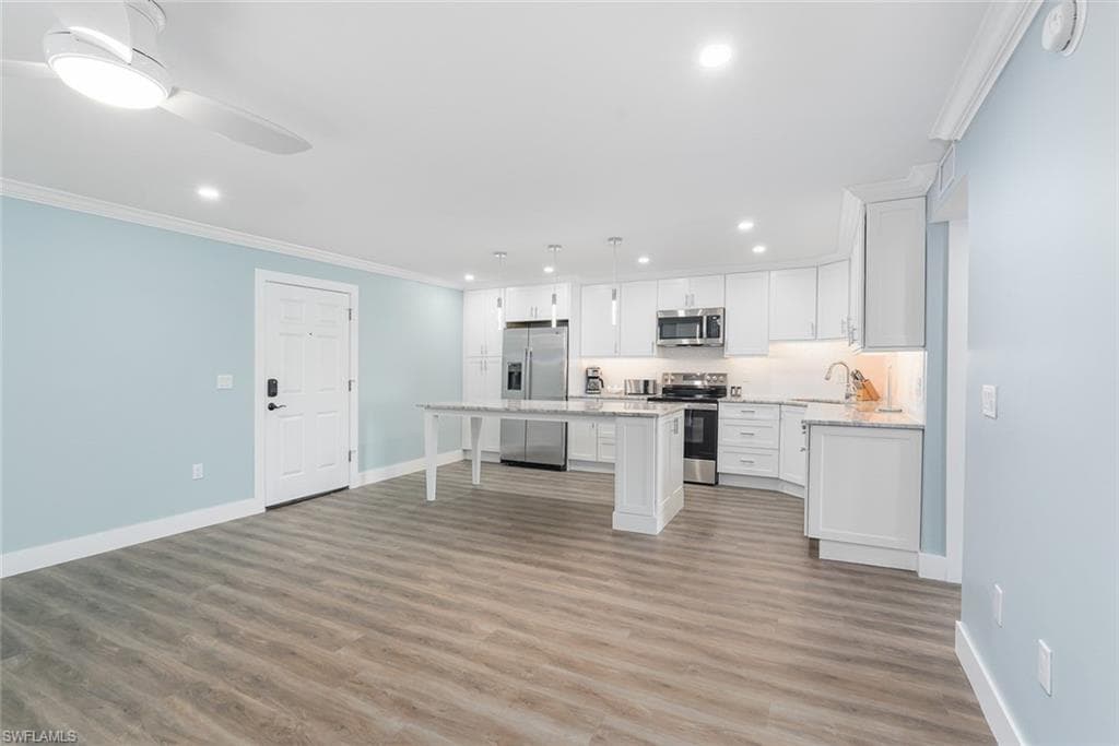 845 E Gulf DR # 111, SANIBEL FL 33957-10