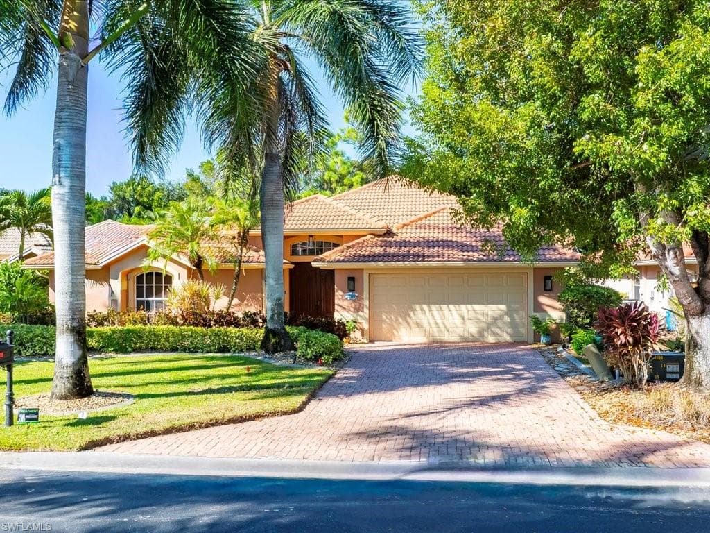 1309 Briarwood CT, NAPLES FL 34104-41