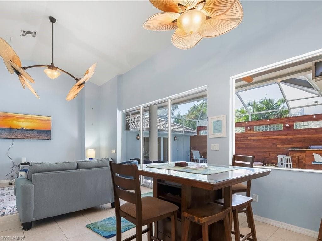 1309 Briarwood CT, NAPLES FL 34104-23