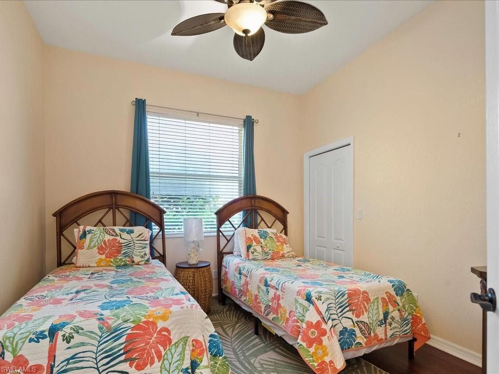 1309 Briarwood CT, NAPLES FL 34104-33