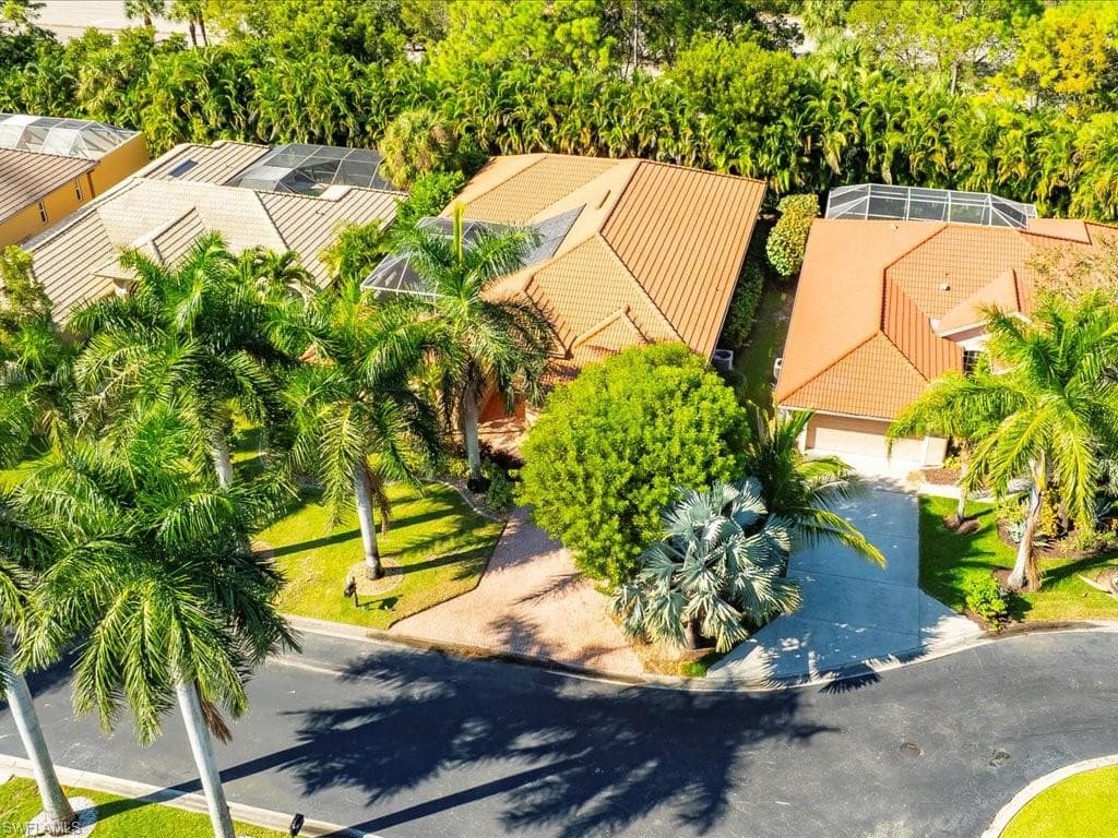 1309 Briarwood CT, NAPLES FL 34104-39