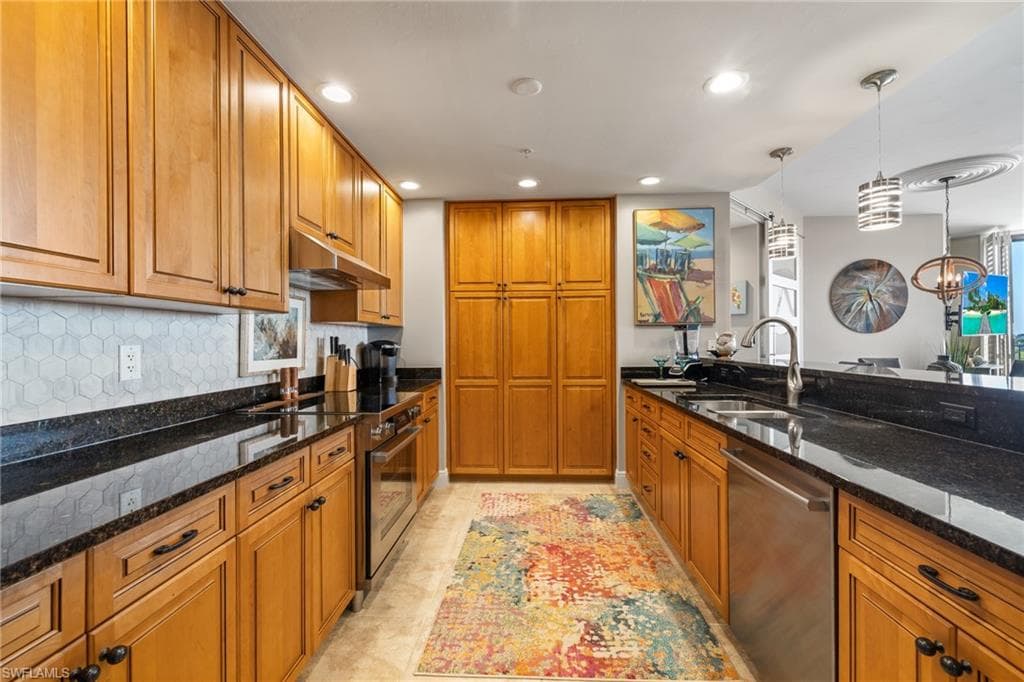 5781 Cape Harbour DR # 502, CAPE CORAL FL 33914-16