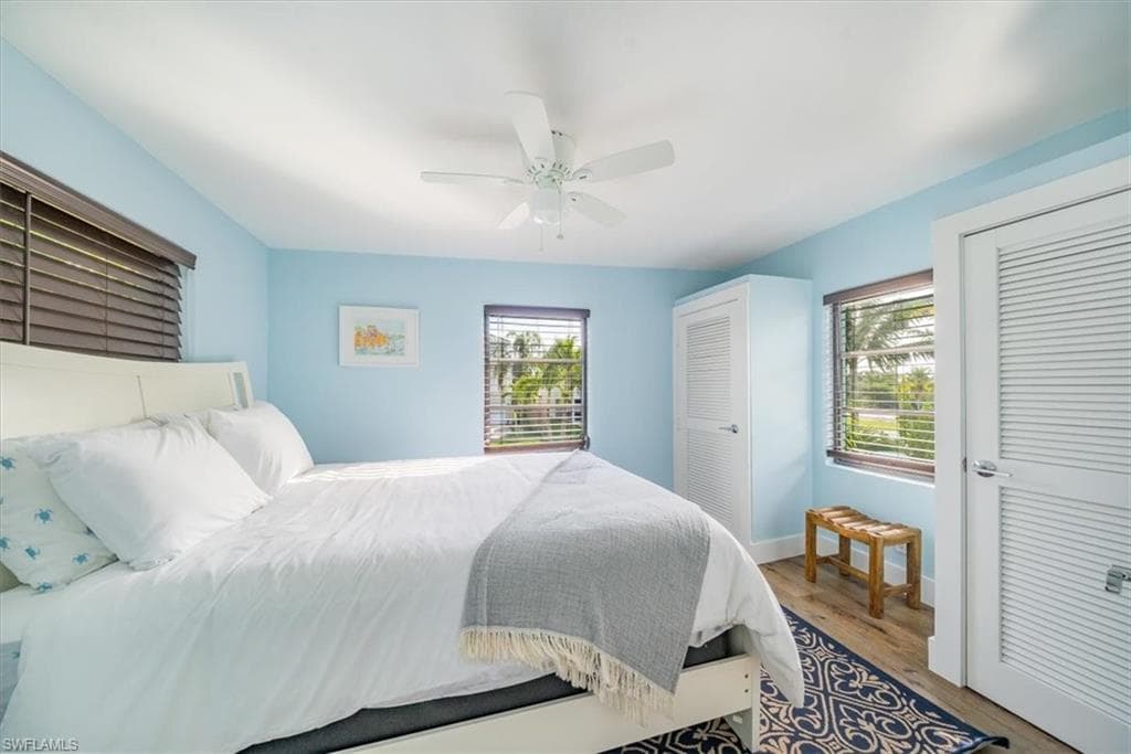 1283 Grand Canal DR, NAPLES FL 34110-14