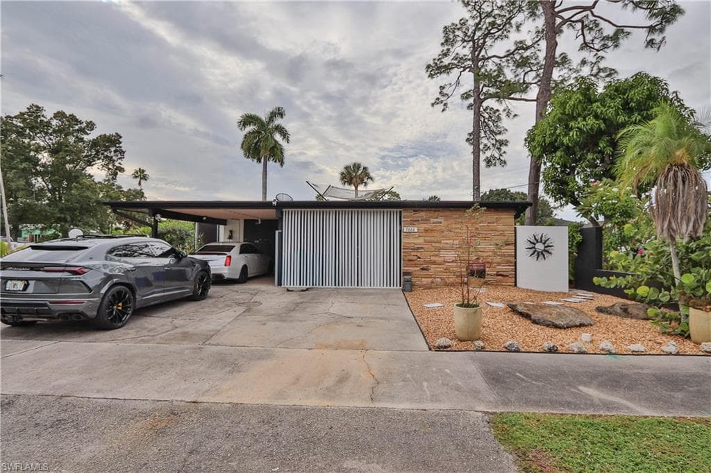3666 Princeton ST, FORT MYERS FL 33901-6