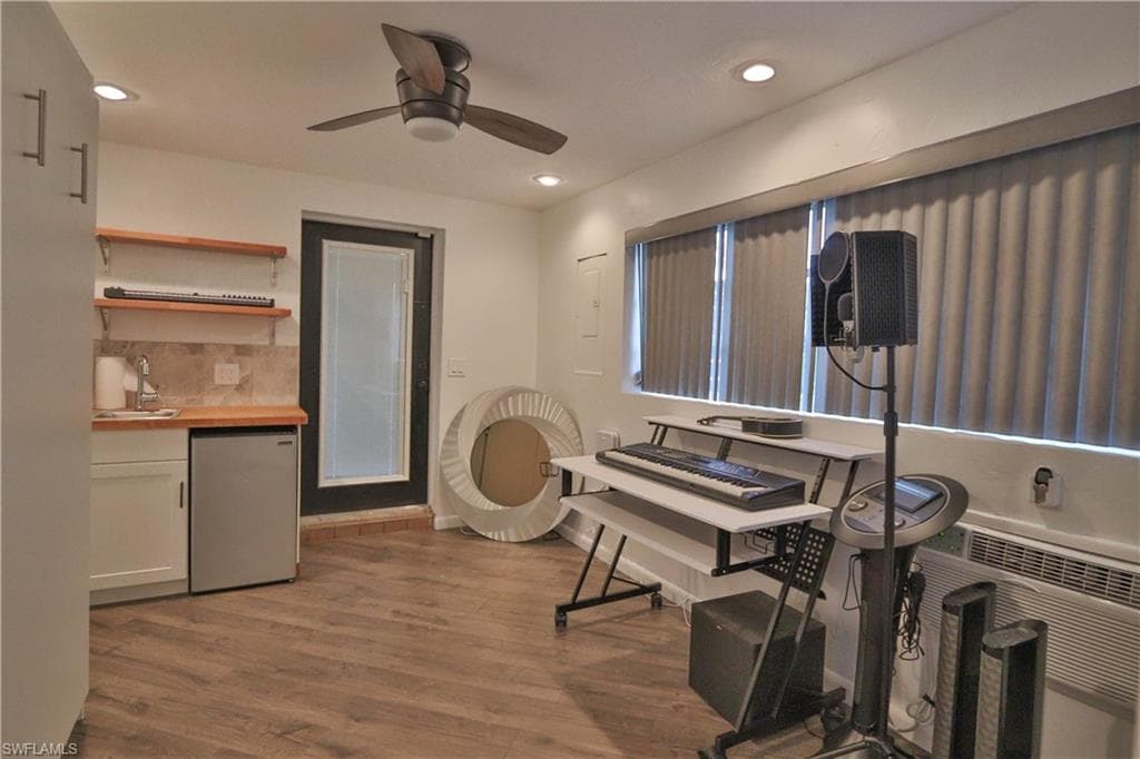 3666 Princeton ST, FORT MYERS FL 33901-35