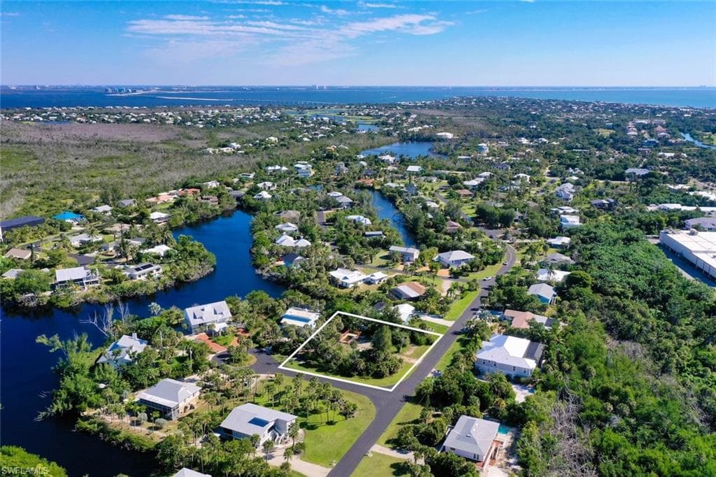 1653 Bunting LN, SANIBEL FL 33957-5