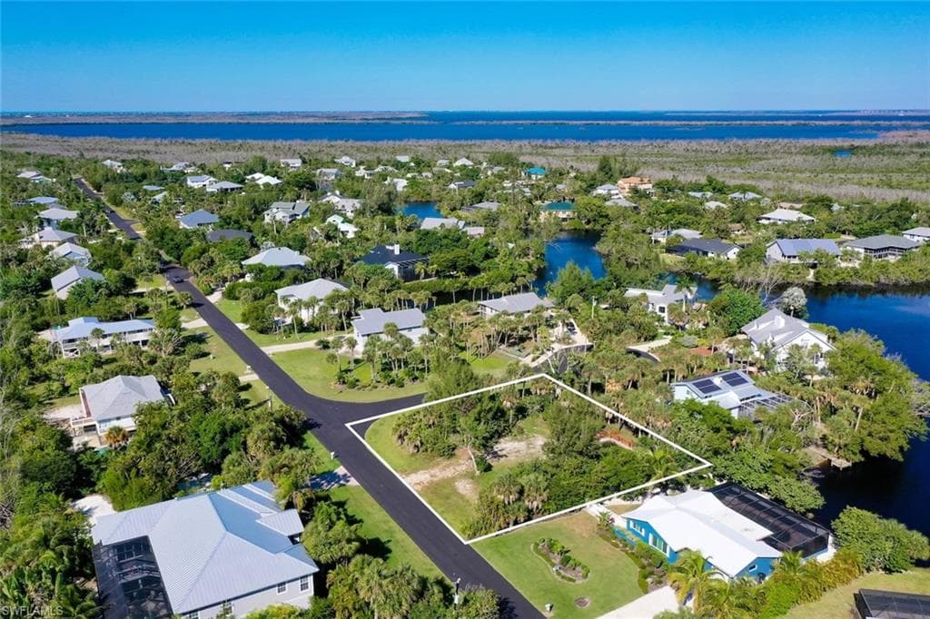 1653 Bunting LN, SANIBEL FL 33957-2