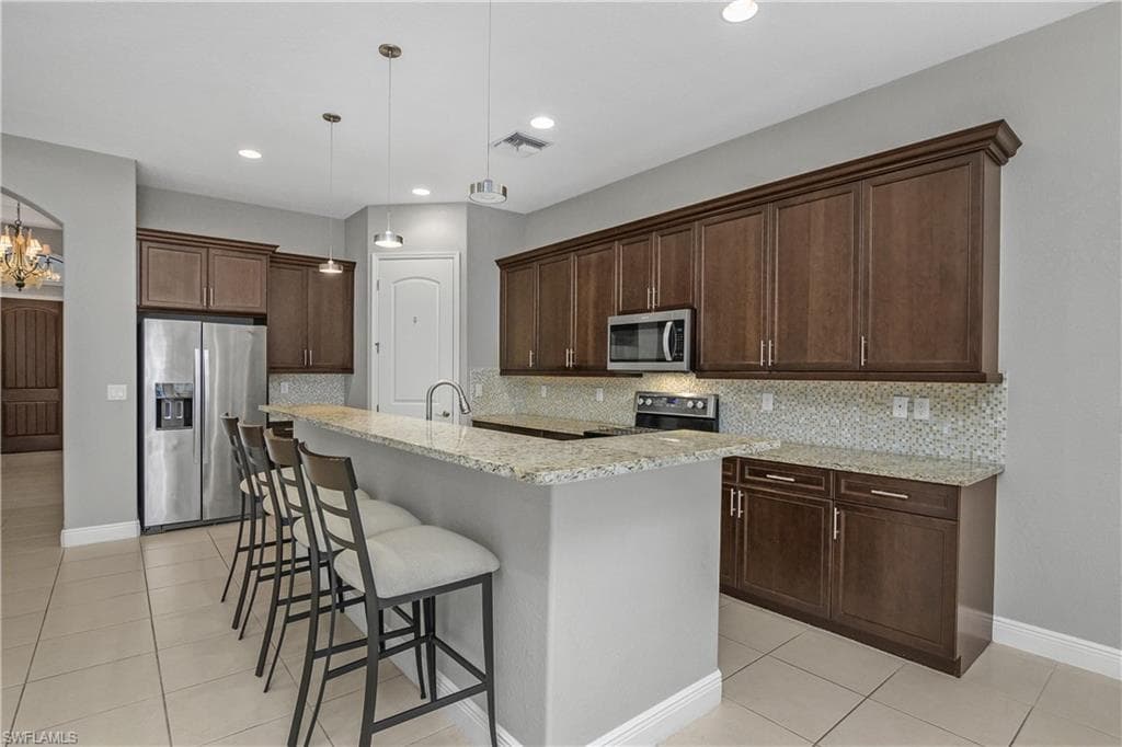 1558 Serrano CIR, NAPLES FL 34105-5