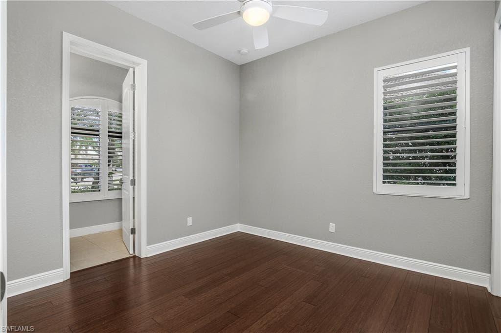 1558 Serrano CIR, NAPLES FL 34105-17