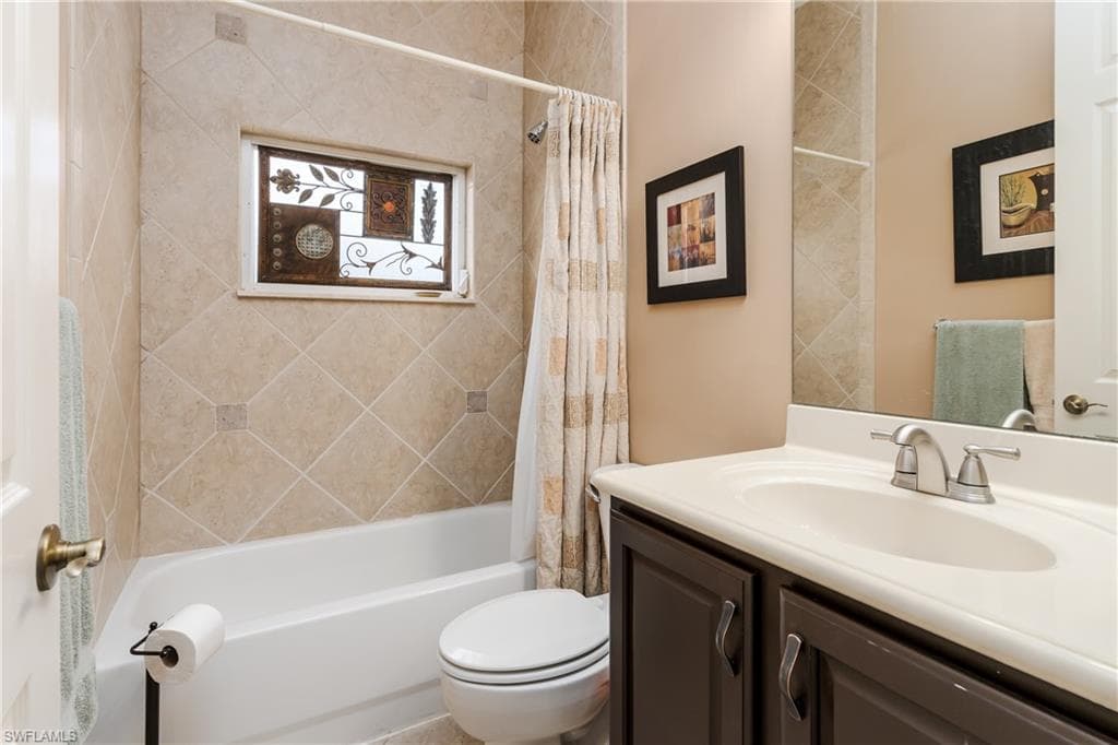 28363 Hidden Lake DR, BONITA SPRINGS FL 34134-17