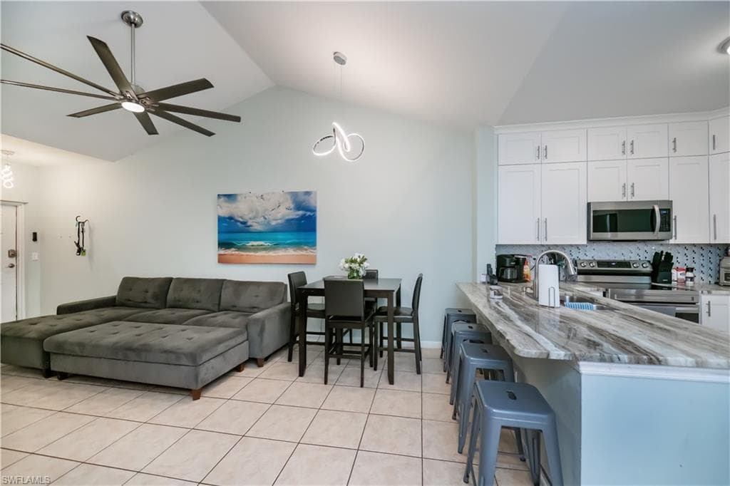 8513 Bernwood Cove LOOP # 212, FORT MYERS FL 33966-5