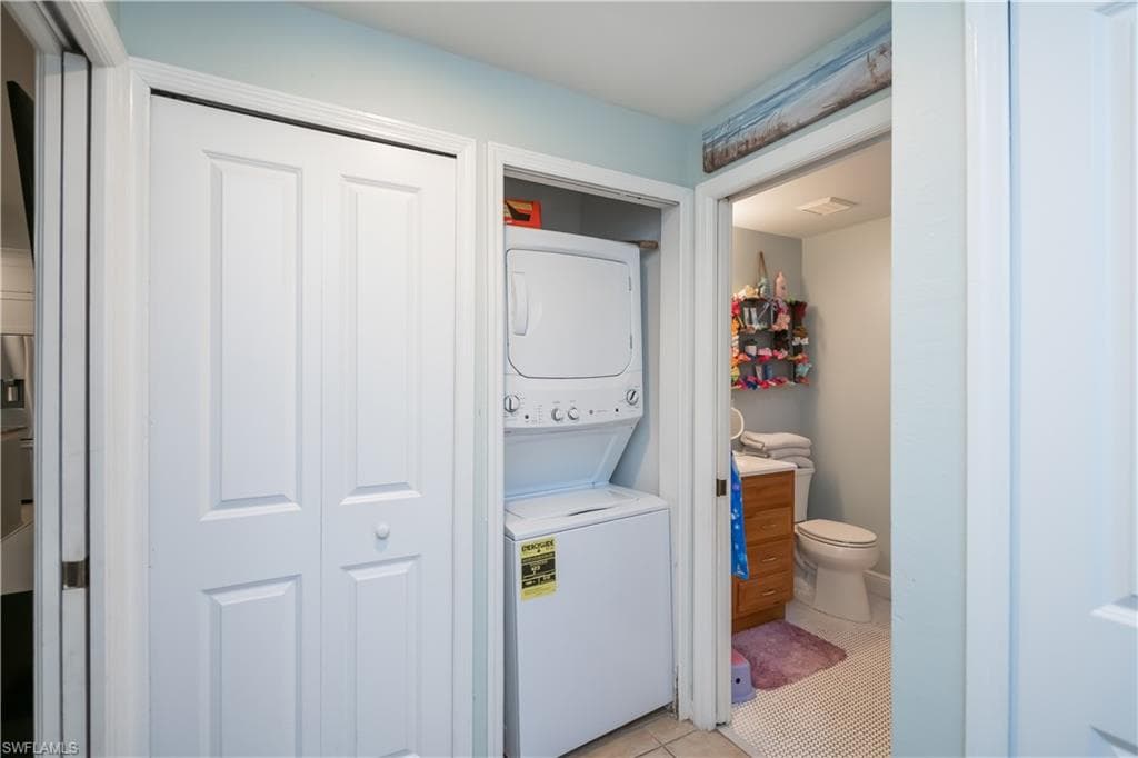 8513 Bernwood Cove LOOP # 212, FORT MYERS FL 33966-21