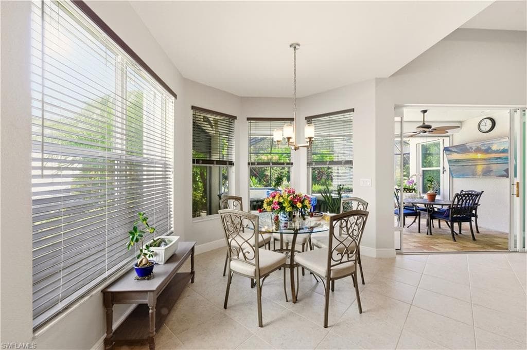 7783 Martino CIR, NAPLES FL 34112-8