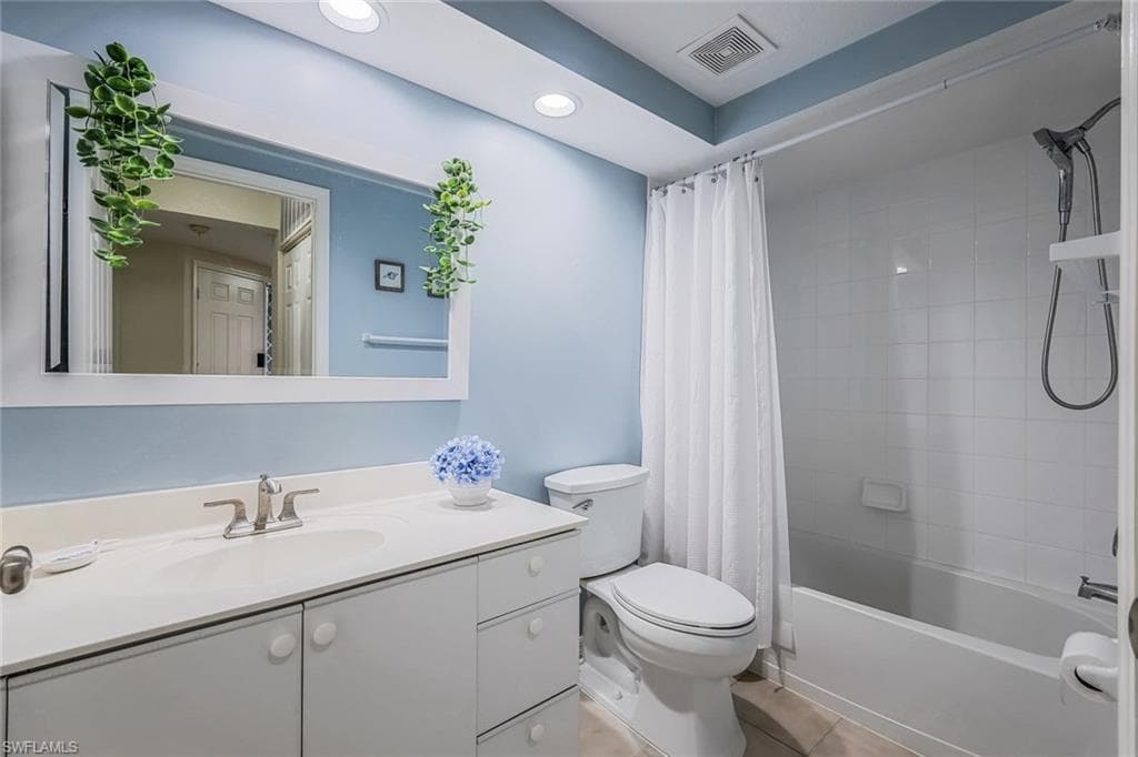 6934 Rain Lily CT # 102, NAPLES FL 34109-14