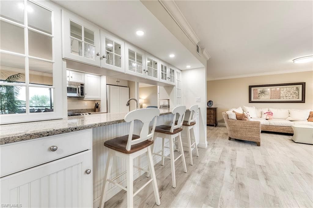 1605 Middle Gulf DR # 115, SANIBEL FL 33957-17
