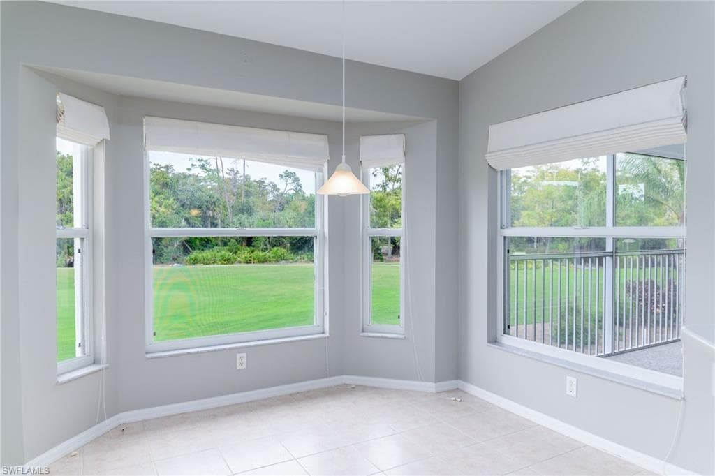 2925 Cypress Trace CIR # 203, NAPLES FL 34119-7