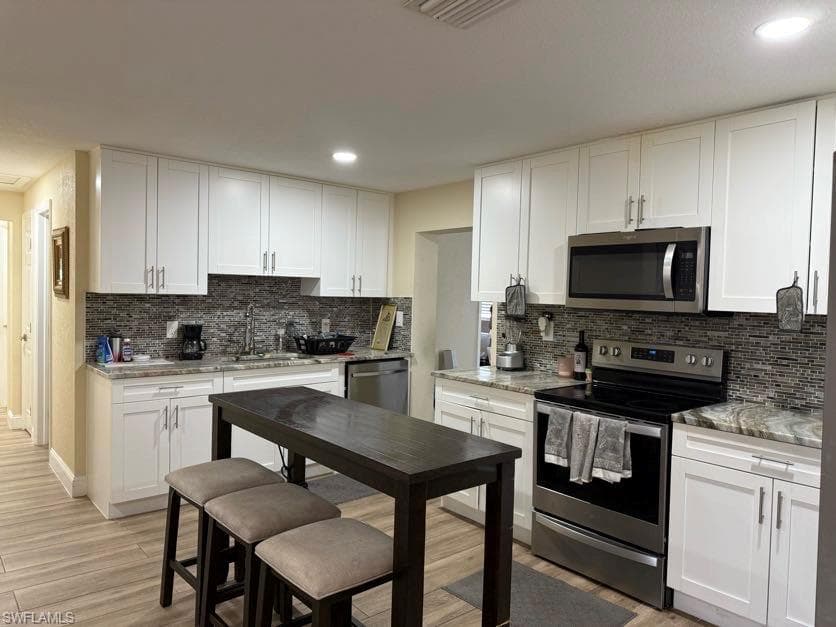 1273 5th AVE N, NAPLES FL 34102-3