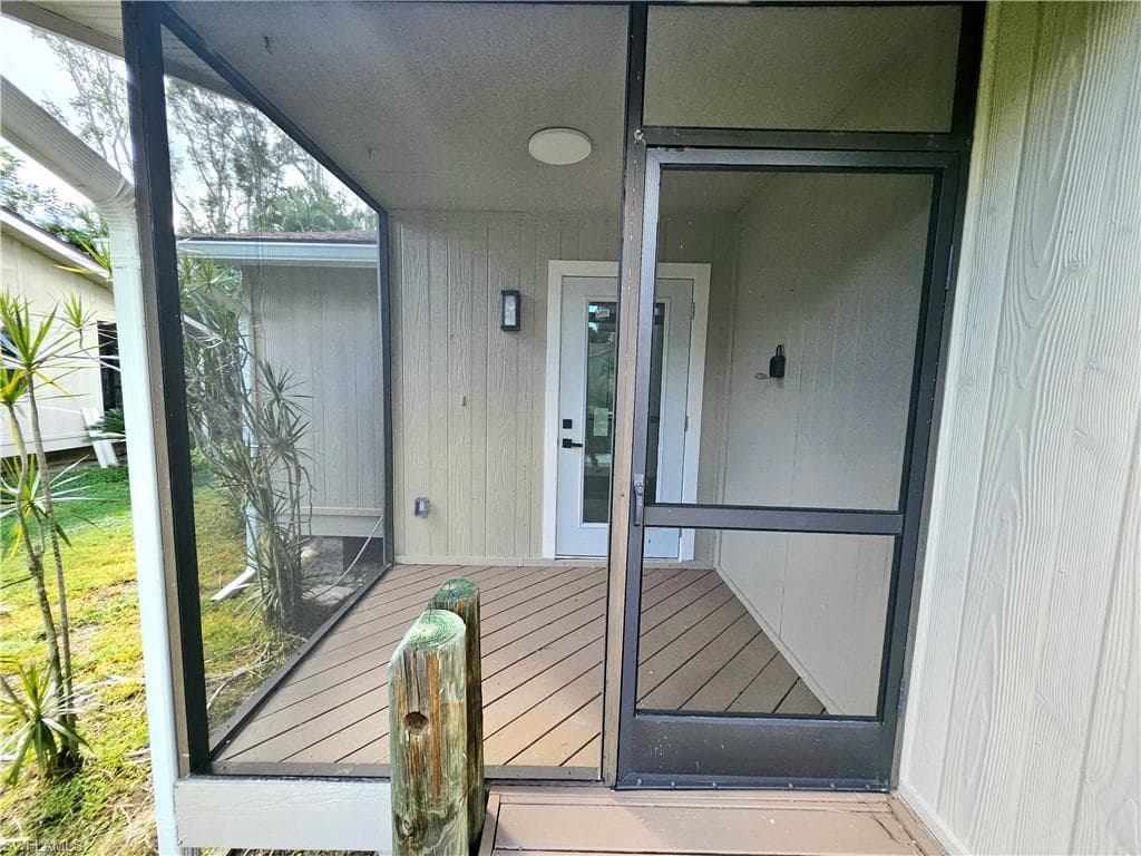 17749 port boca CT, FORT MYERS FL 33908-2