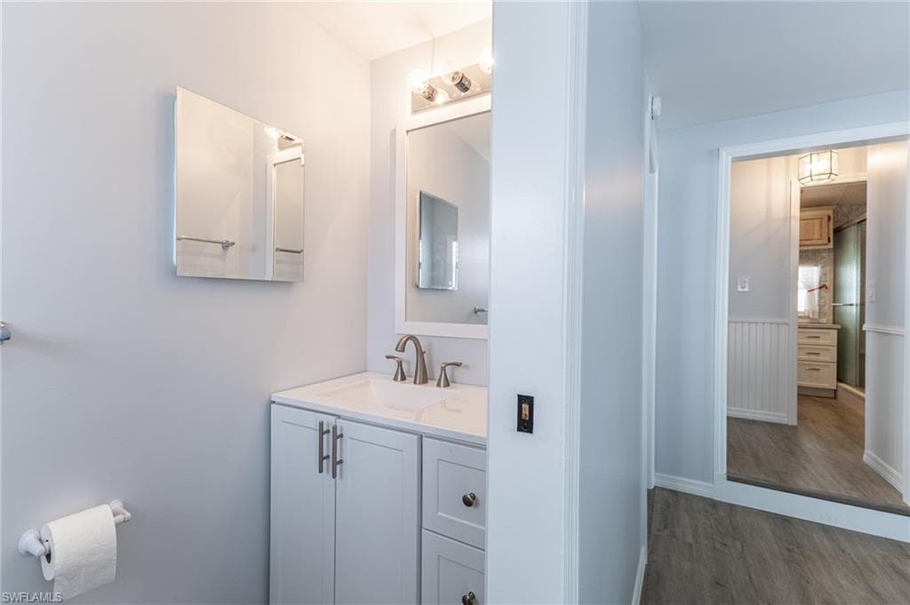 11611 Oakdale DR # 458, FORT MYERS FL 33908-16