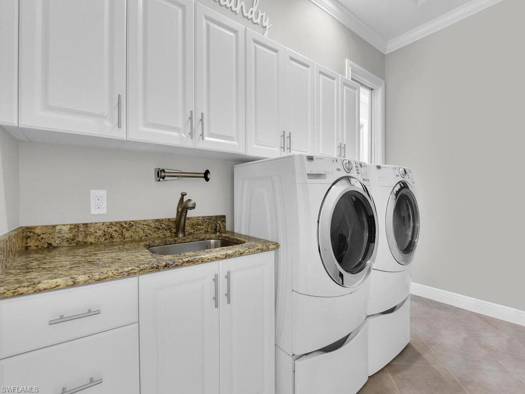 6480 Pine Cone CT, FORT MYERS FL 33912-27