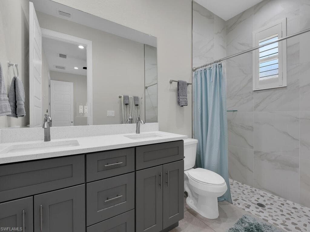 6480 Pine Cone CT, FORT MYERS FL 33912-33