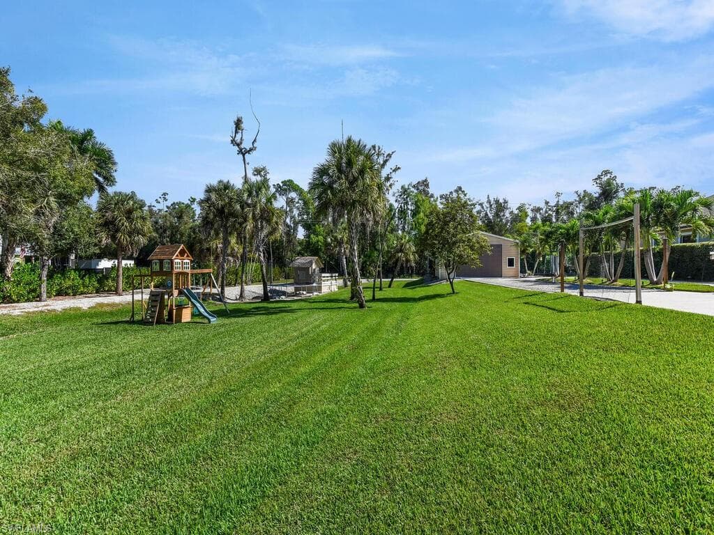 6480 Pine Cone CT, FORT MYERS FL 33912-44