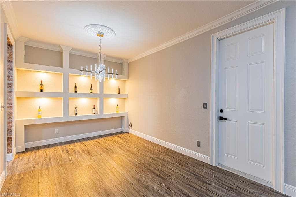 1330 Mariposa CIR # 103, NAPLES FL 34105-8