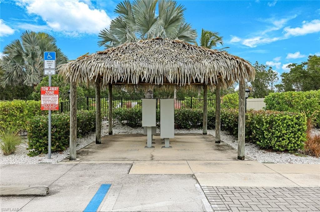 10436 Peso Del Rio DR, FORT MYERS FL 33908-27