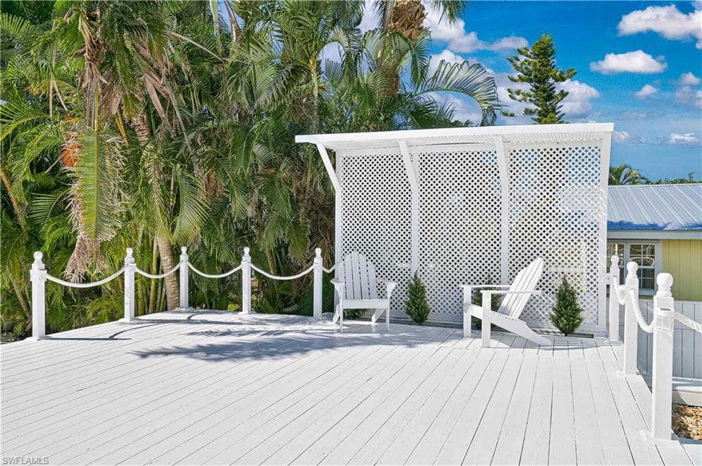 16763 Seagull Bay CT, BOKEELIA FL 33922-8