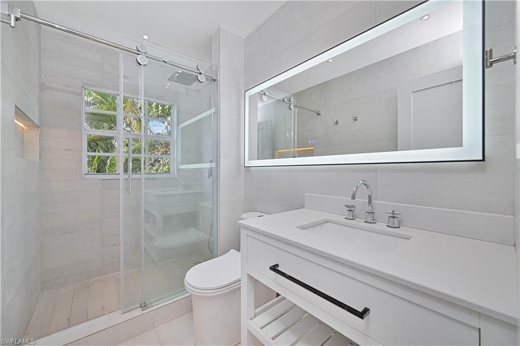 16763 Seagull Bay CT, BOKEELIA FL 33922-30