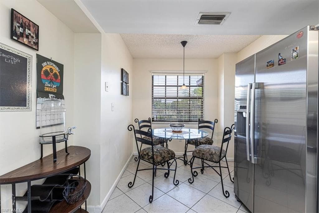 5535 Rattlesnake Hammock RD # 302, NAPLES FL 34113-18