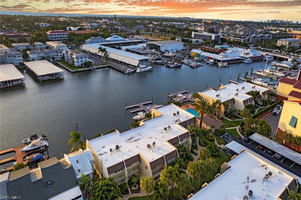 800 River Point DR # 209, NAPLES FL 34102-45