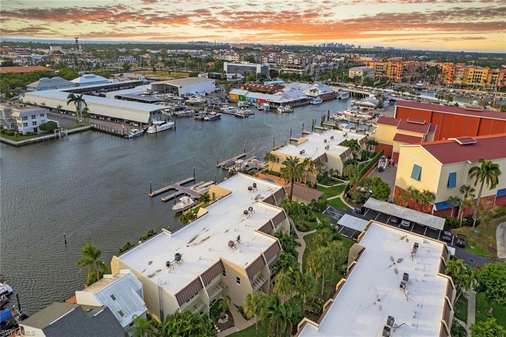 800 River Point DR # 209, NAPLES FL 34102-49