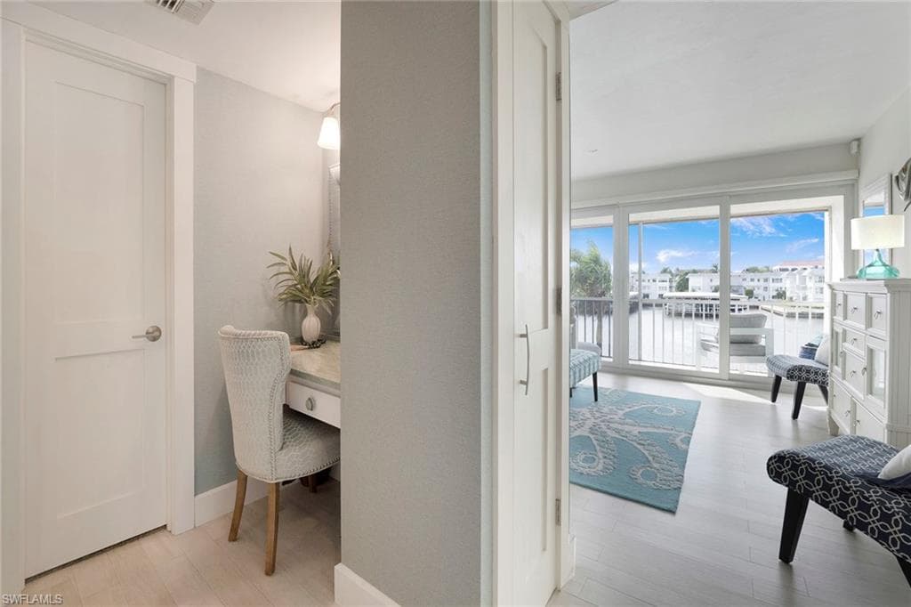 800 River Point DR # 209, NAPLES FL 34102-24